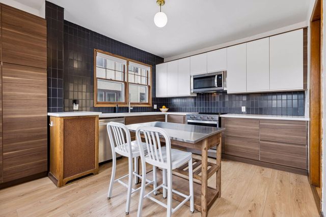 491 Cretin Avenue S, Saint Paul, MN 55116