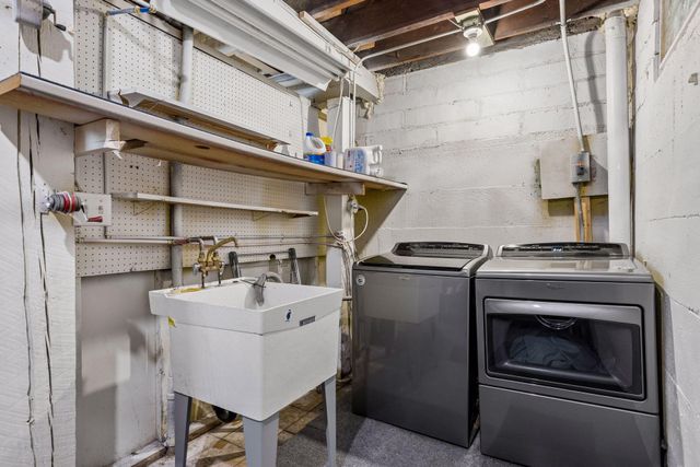 491 Cretin Avenue S, Saint Paul, MN 55116