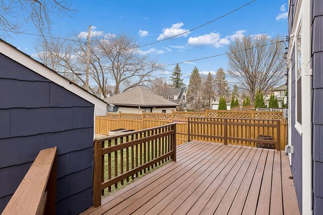 491 Cretin Avenue S, Saint Paul, MN 55116