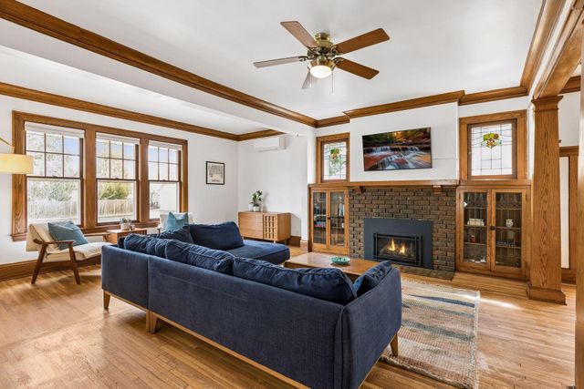 491 Cretin Avenue S, Saint Paul, MN 55116