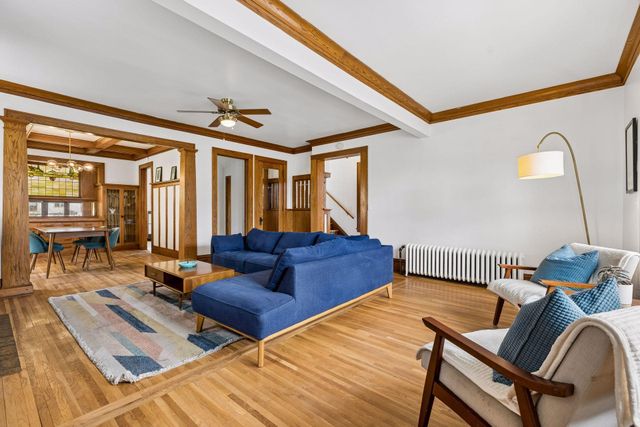 491 Cretin Avenue S, Saint Paul, MN 55116