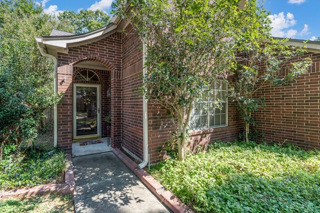 16030 Royal Garden Drive, Houston, TX 77095