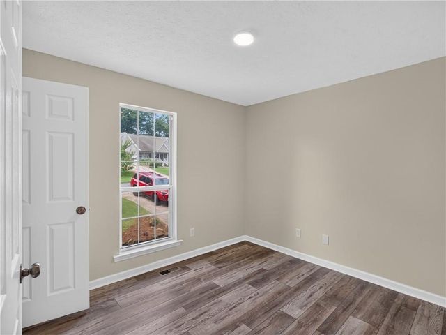 7015 Bannister Park Lane, Cumming, GA 30028