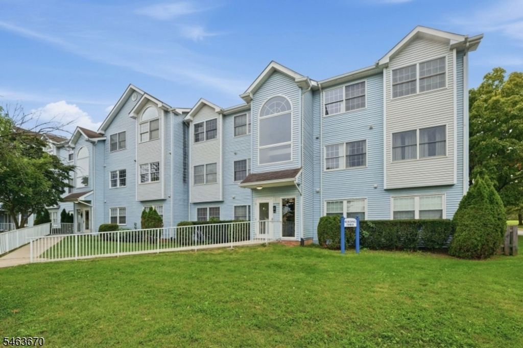 320 Edpas Rd, New Brunswick City, NJ 08901 — photo 2