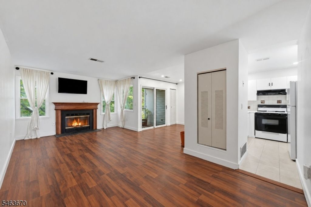 320 Edpas Rd, New Brunswick City, NJ 08901 — photo 3