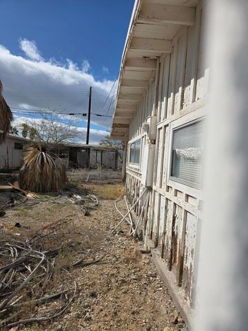 9565 Aisle Of Palms, Bombay Beach, CA 92257