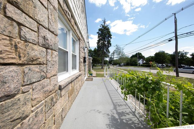 58 Weberfield Avenue, Freeport, NY 11520