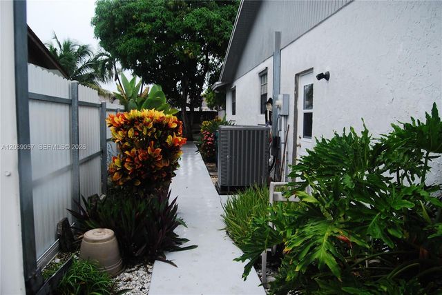 10815 SW 165th Terrace, Miami, FL 33157
