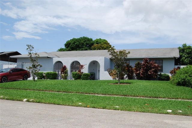 10815 SW 165th Terrace, Miami, FL 33157