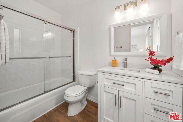 1951 Malcolm Avenue 206, Los Angeles, CA 90025