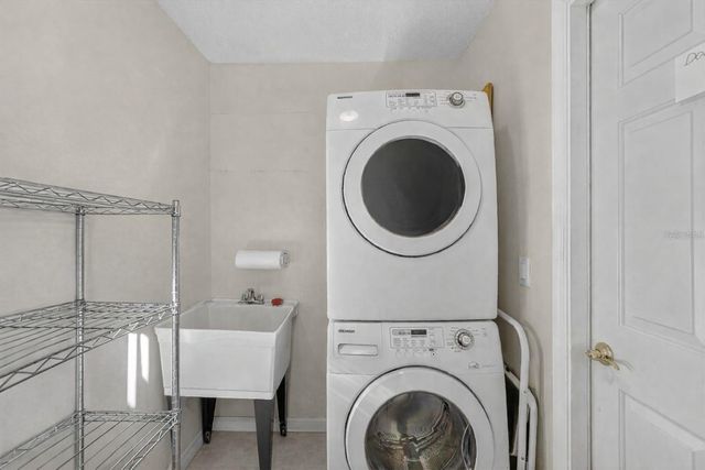 4712 ST ANDREWS ARCADE, Leesburg, FL 34748