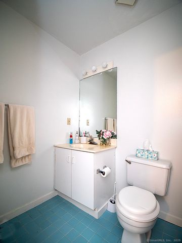 1410 Whitney Avenue E2, Hamden, CT 06517