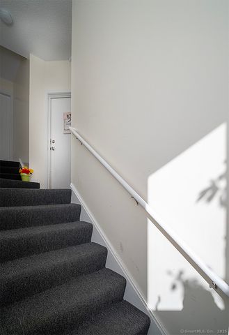 1410 Whitney Avenue E2, Hamden, CT 06517