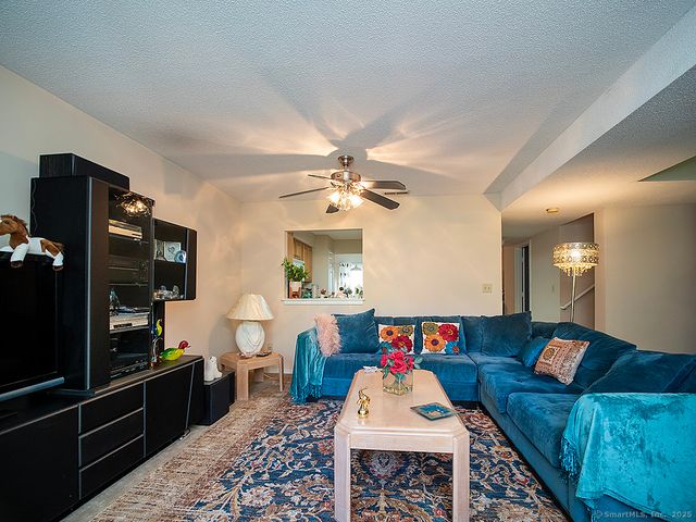 1410 Whitney Avenue E2, Hamden, CT 06517