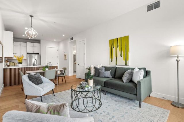 4115 El Camino Real 331, Palo Alto, CA 94306