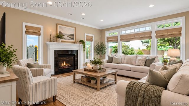 2253 Pembroke Road, Birmingham, MI 48009