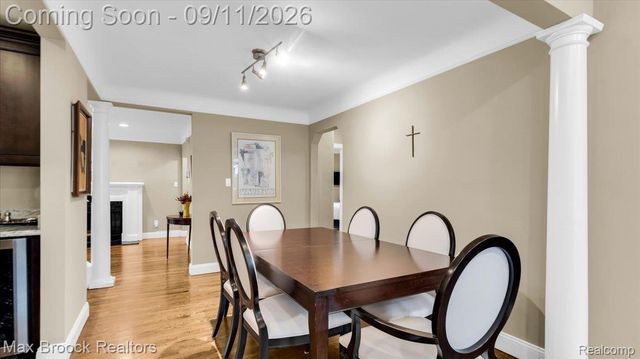 2253 Pembroke Road, Birmingham, MI 48009