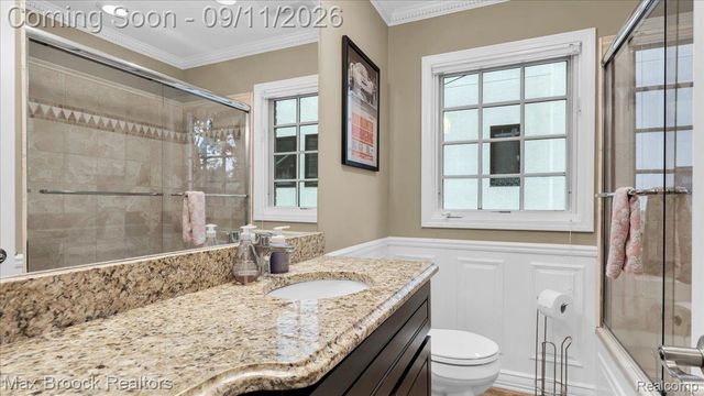2253 Pembroke Road, Birmingham, MI 48009