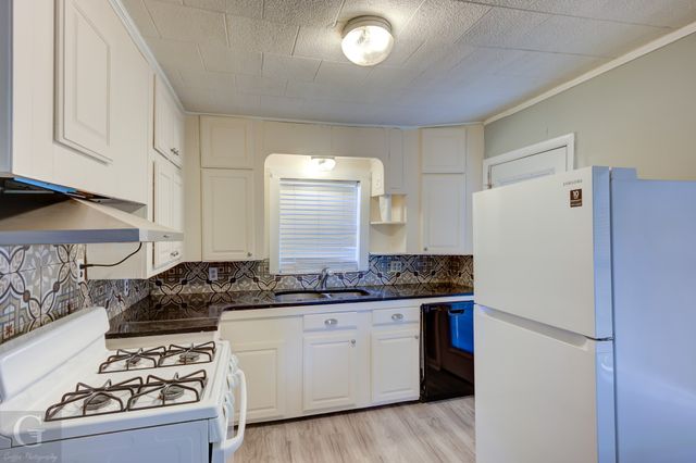 614 Patton Street, Bossier City, LA 71112