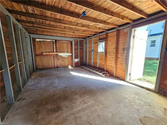 1812 Canton AVE, Norfolk, VA 23523