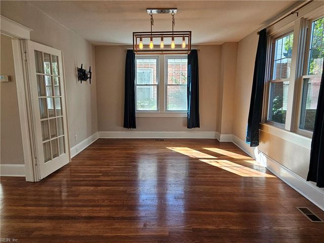 1812 Canton AVE, Norfolk, VA 23523