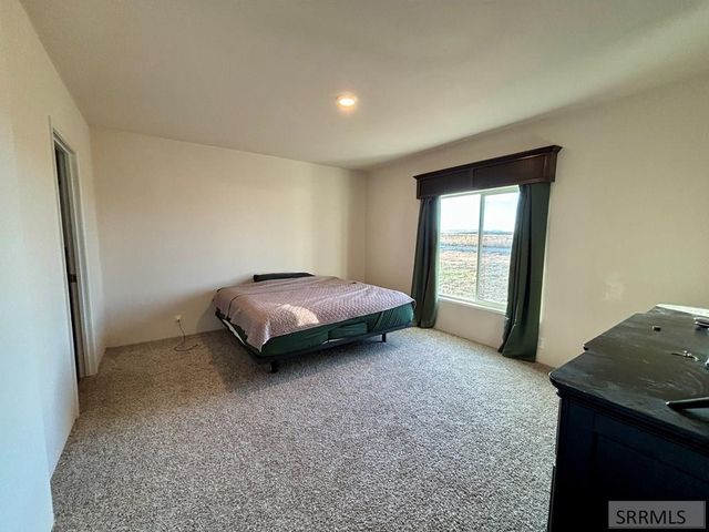 2987 E 550 N, St Anthony, ID 83445