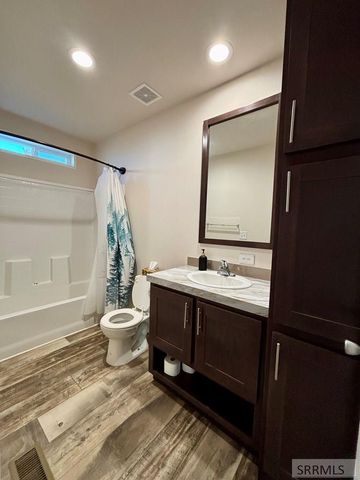 2987 E 550 N, St Anthony, ID 83445