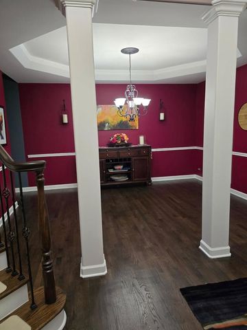 743 Chasewood Drive, South Elgin, IL 60177