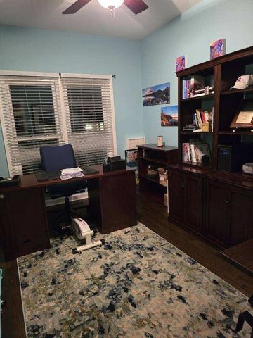 743 Chasewood Drive, South Elgin, IL 60177