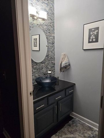 743 Chasewood Drive, South Elgin, IL 60177