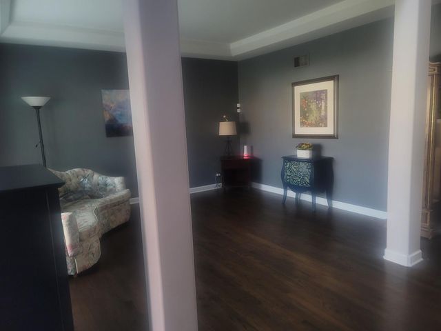 743 Chasewood Drive, South Elgin, IL 60177