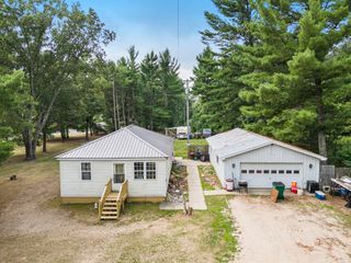 6811 Ryerson Road, Twin Lake, MI 49457