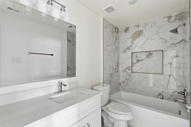 915 Redcrest Springs Court, Houston, TX 77073
