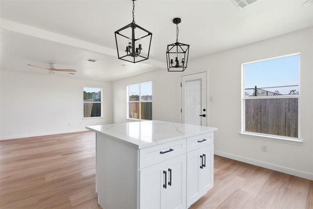 915 Redcrest Springs Court, Houston, TX 77073