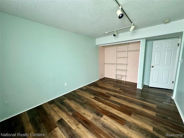 1744 Grove Road A-101, Ypsilanti, MI 48198