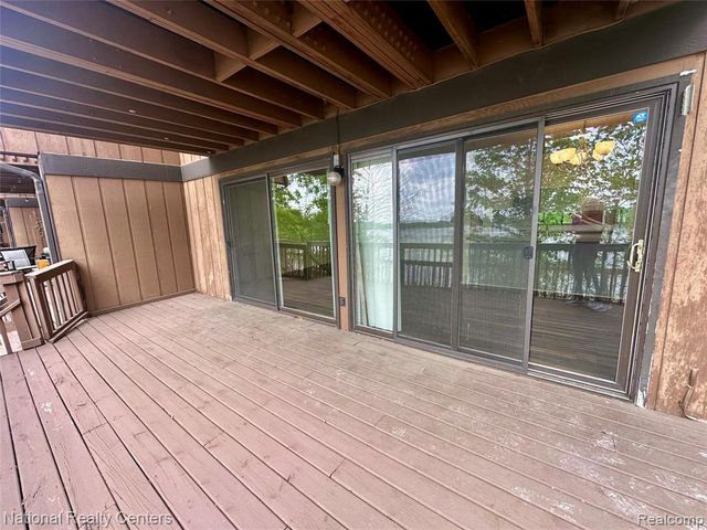 1744 Grove Road A-101, Ypsilanti, MI 48198