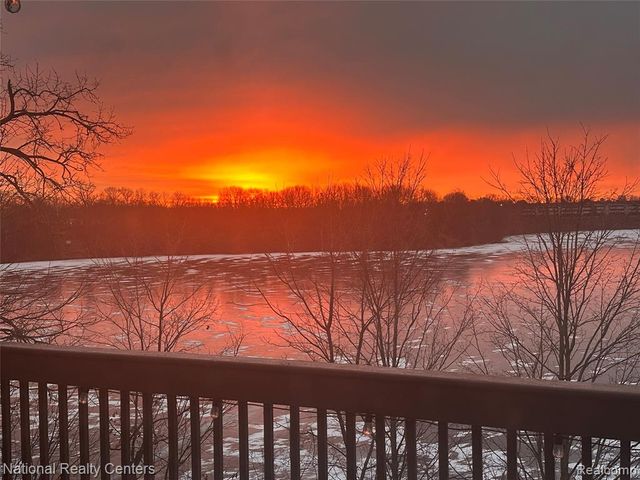 1744 Grove Road A-101, Ypsilanti, MI 48198