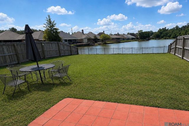 9823 Clearlake Ln, Denham Springs, LA 70726