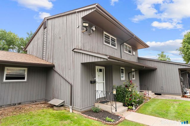 104 Moylan Court 104, Newington, CT 06111