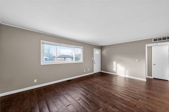 4635 Owens Drive, Dayton, OH 45406