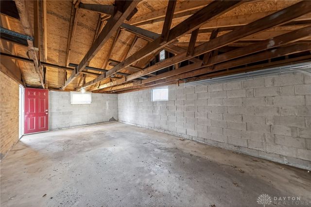 4635 Owens Drive, Dayton, OH 45406