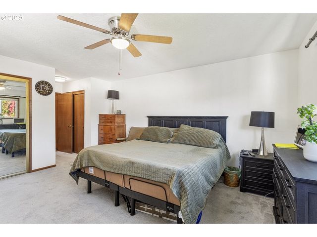 14850 Ne ROSE Pkwy, Portland, OR 97230