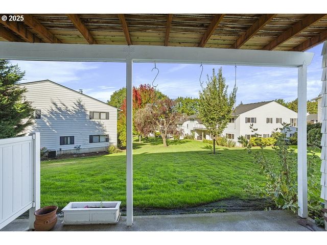 14850 Ne ROSE Pkwy, Portland, OR 97230