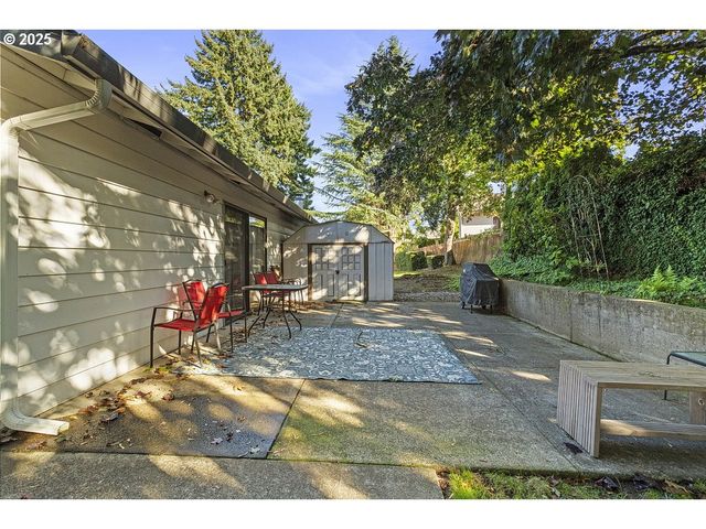 14850 Ne ROSE Pkwy, Portland, OR 97230