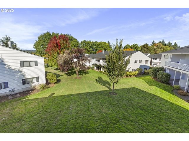 14850 Ne ROSE Pkwy, Portland, OR 97230