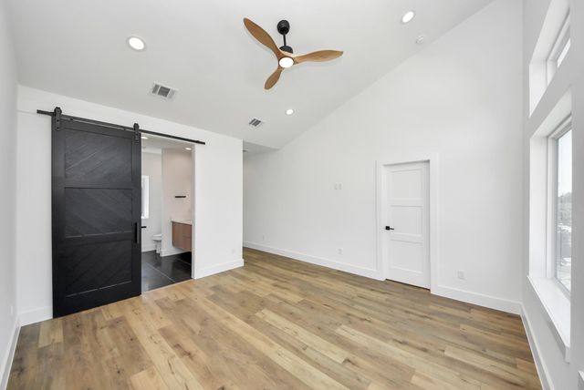 5030 Mallow Street C, Houston, TX 77033