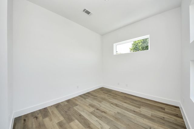 5030 Mallow Street C, Houston, TX 77033