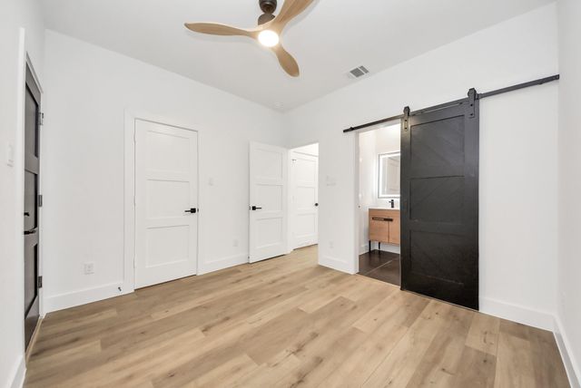 5030 Mallow Street C, Houston, TX 77033