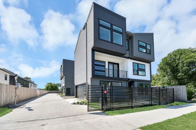 5030 Mallow Street C, Houston, TX 77033