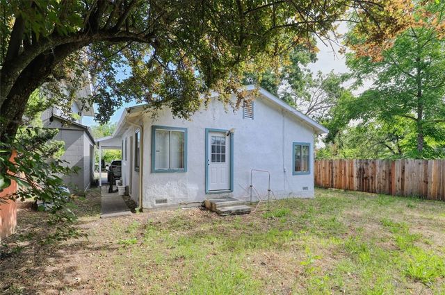 65 Lily Cove, Lakeport, CA 95453
